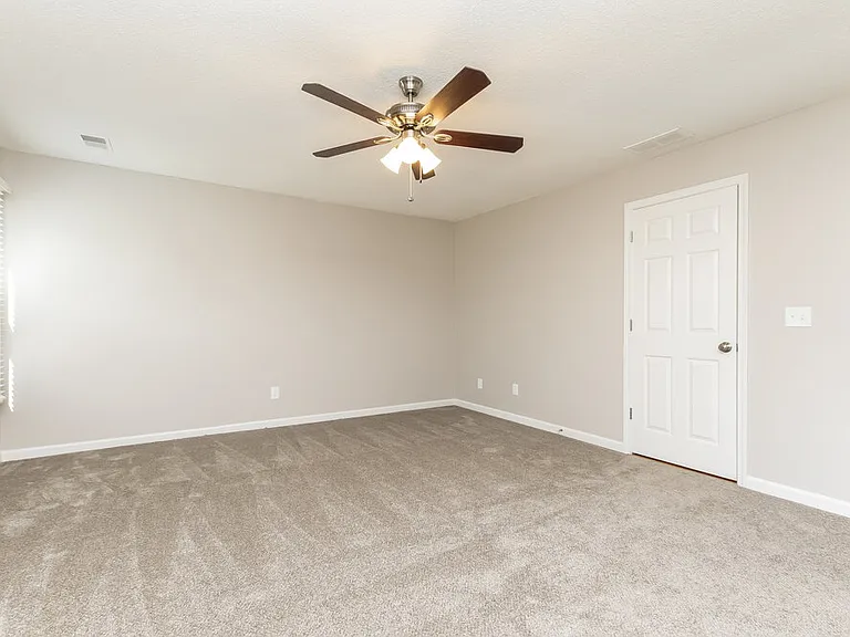 1867 Fort River Way — Photo 10