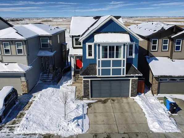 132 NW Belvedere Dr SE, Calgary, AB T2A 7G1