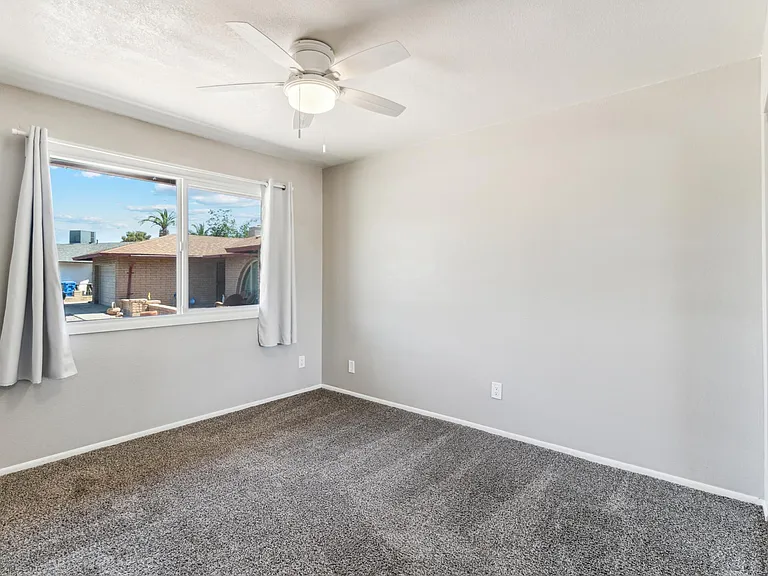 3039 W Glenn Dr — Photo 19