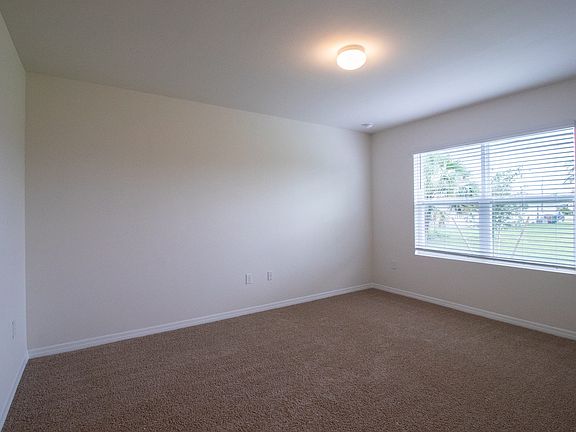 Second angle of primary bedroom