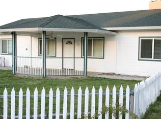 11949 Deschutes Rd, Bella Vista, CA 96008