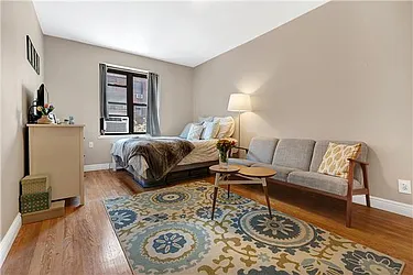 Rented by Cooper & Cooper Real Estate