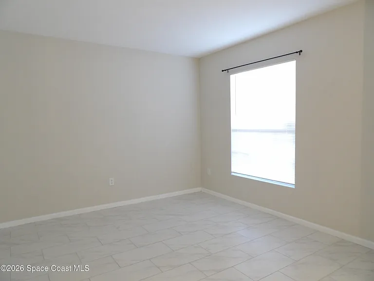 117 Fayetteville St SW — Photo 4