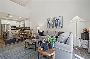 2200 Fallon Cir — Photo 4