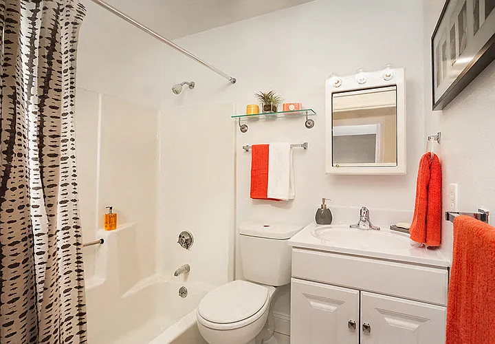 Norwest Woods Apartment — Photo 113