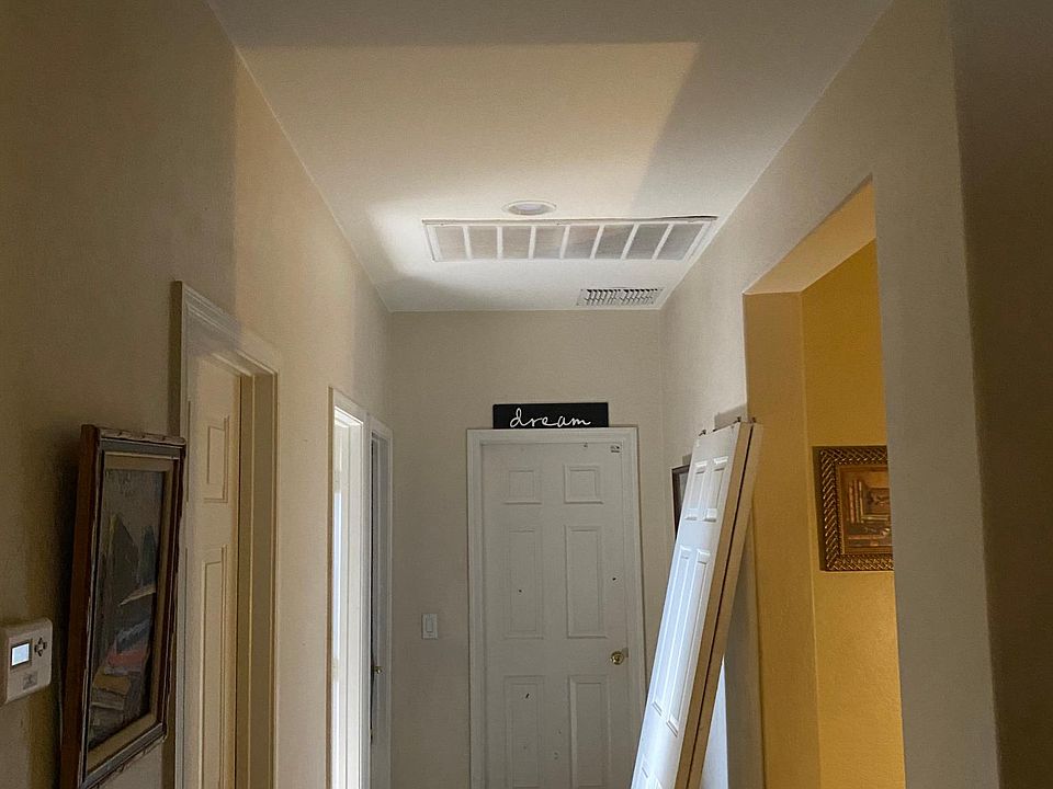 1st image of 3524 W Plymouth Dr