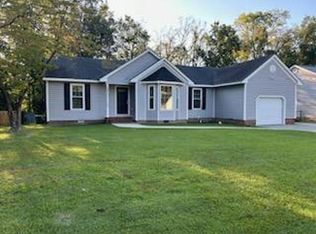 168 Raintree Cir, Jacksonville, NC 28540