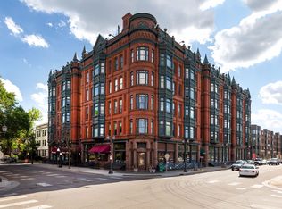 165 Western Ave N APT 200, Saint Paul, MN 55102