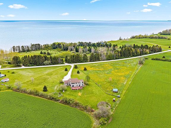 4th image of N2729 Lakeshore Rd