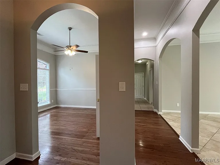 704 Emerald Dr — Photo 6