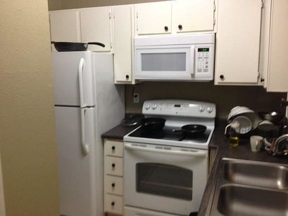 5th image of 7901 Cambridge St APT 23
