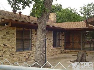806 Booker St, Brownwood, TX 76801
