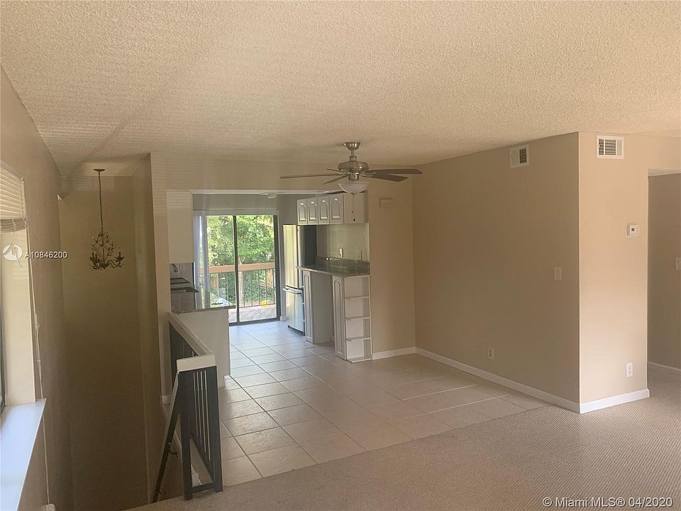 1st image of 176 Wimbledon Lake Dr #176
