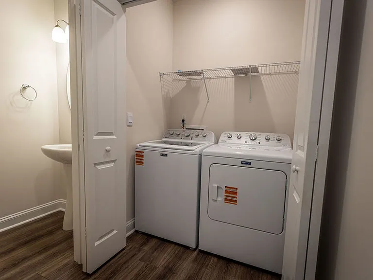 4160 Steel Way — Photo 32