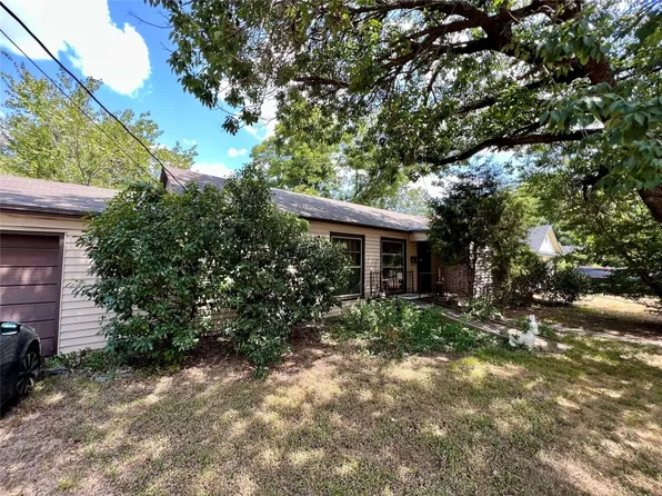 420 Clark St, Irving, TX 75060
