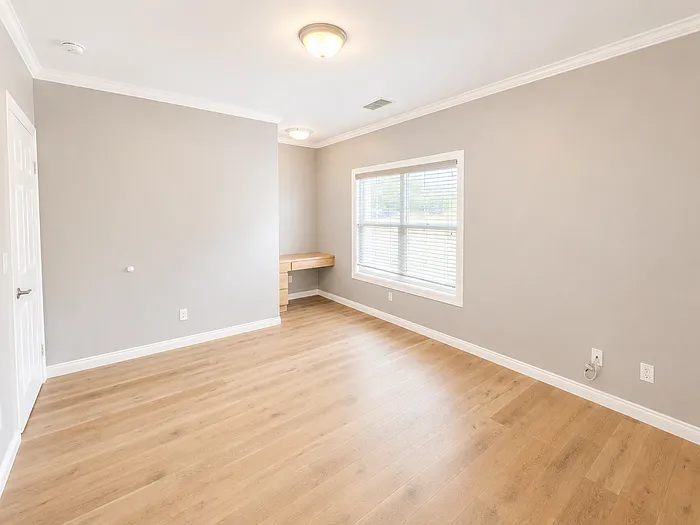 2921 E St #2 — Photo 8