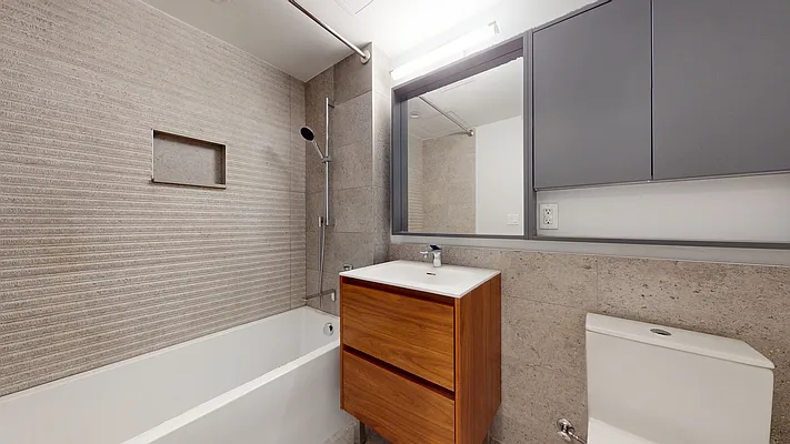 Rented by Bond New York | media 10