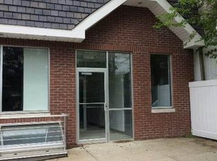 4507 248th St, Douglaston, NY 11362