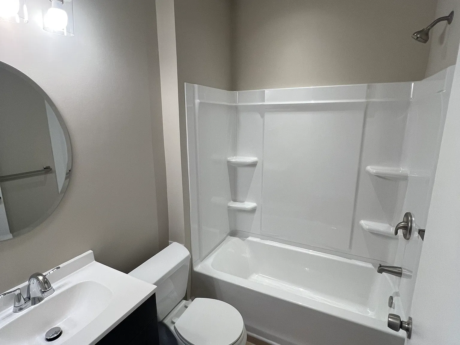 3 bed, 1453 sqft, $2,150 — Photo 3