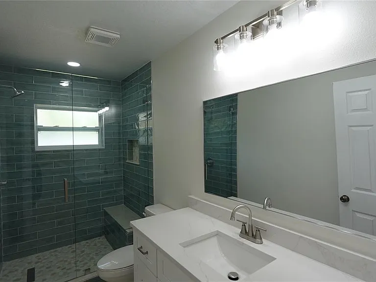 5 S Hercules Ave — Photo 27