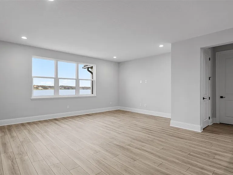 16708 Bolsena Dr — Photo 12