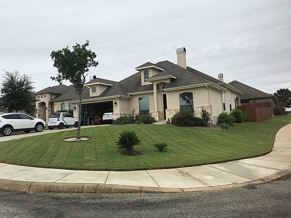 2nd image of 100 S Elise Dr