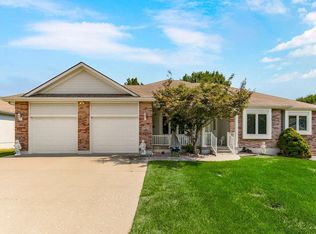 17813 E 29th St S, Independence, MO 64057