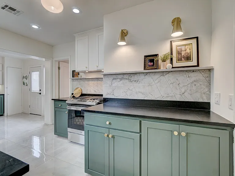 2516 Cummings Dr — Photo 5