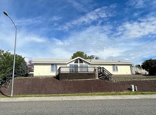 2302 S Buntin Loop, Kennewick, WA 99337