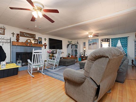 5th image of 321 Deanfield Church Rd