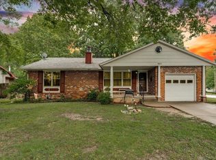 1603 Mound St, Winfield, KS 67156
