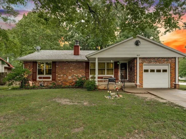 1603 Mound St, Winfield, KS 67156