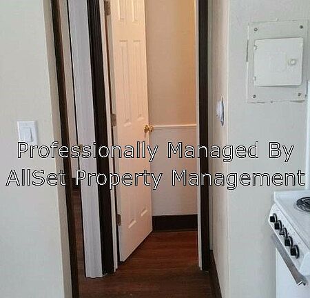 3rd image of 8610 W Melvina St #F