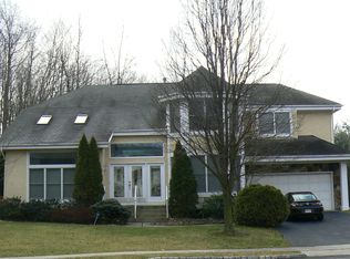 13 Angelica Ct, Princeton, NJ