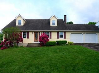 49 Coventry Rd, Endicott, NY 13760