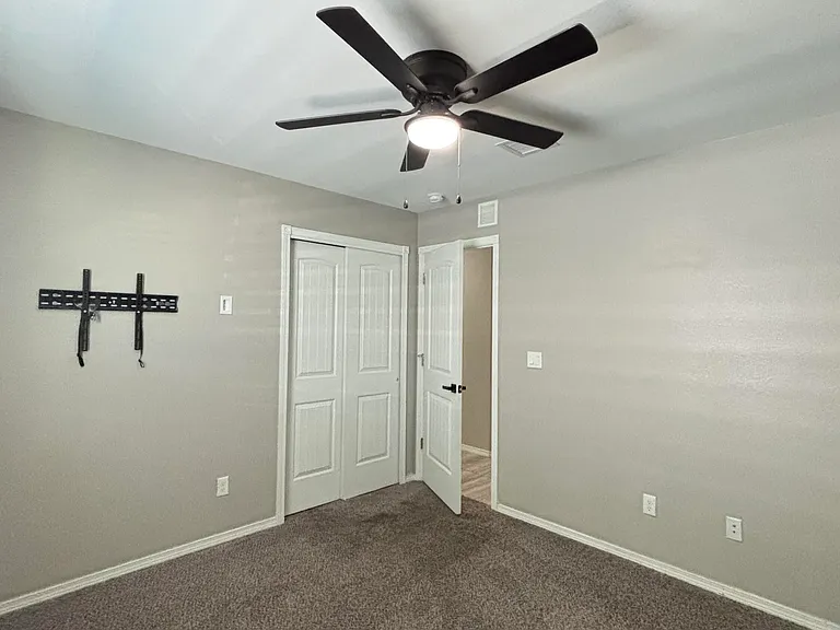 11613 Flor Galatea Way — Photo 21