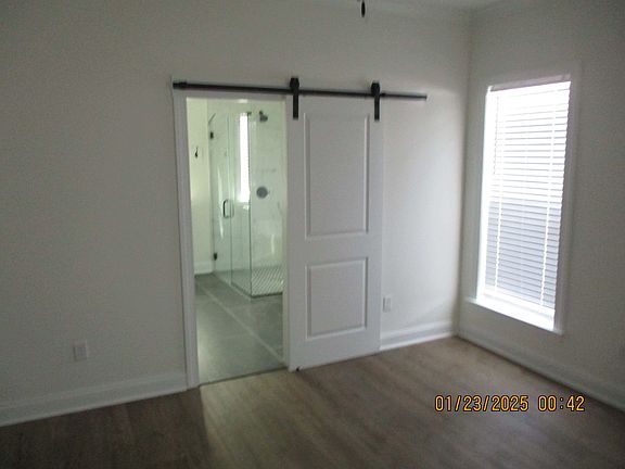 2nd image of 146 Chelmsford Ct
