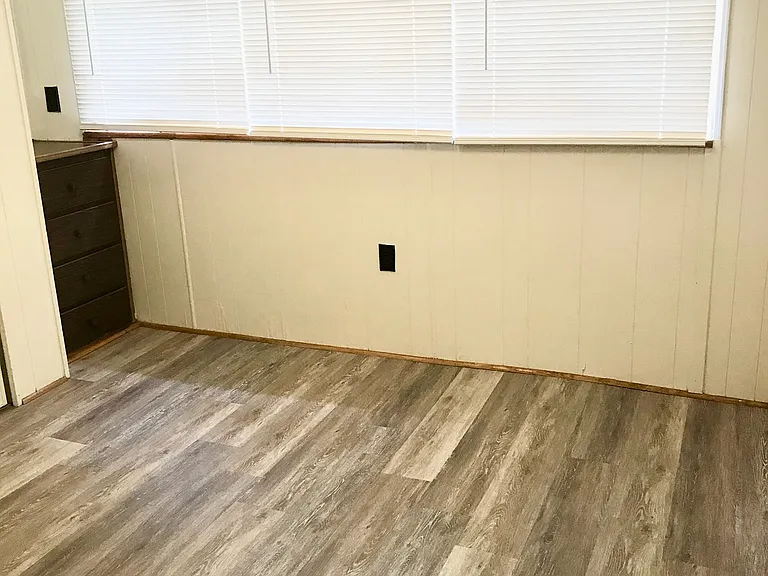 208 Bee Ridge Rd — Photo 10