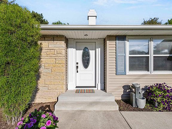 4th image of 2663 Timber Ln