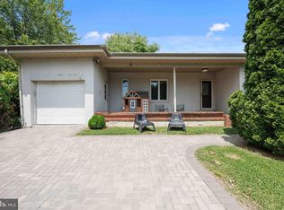 212 Skyline Dr, Feasterville, PA 19053