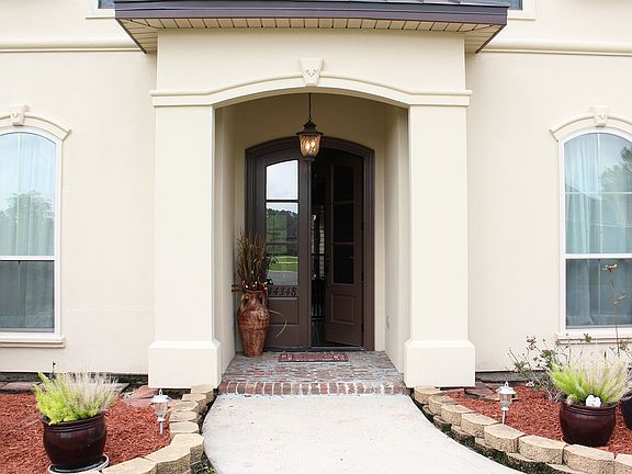 2nd image of 44348 Alfred Ln