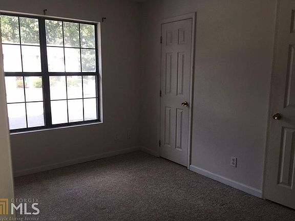 2nd image of 2503 Hidden Cove Ct B Ct #B