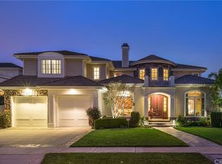 12401 Christy Ln, Los Alamitos, CA 90720