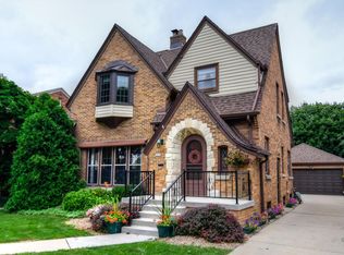 2834 N 71st St, Milwaukee, WI 53210