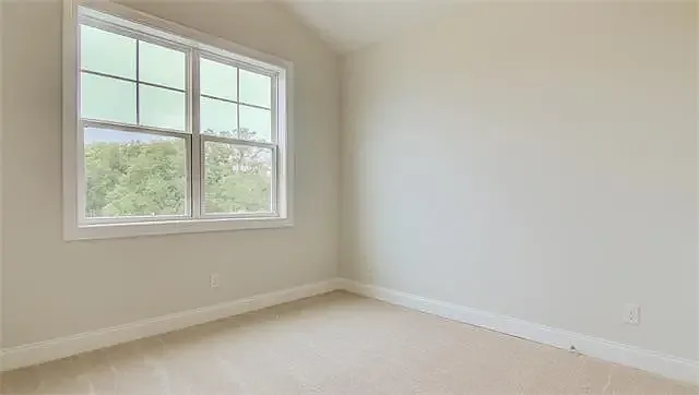 2226 Hamlin Sound Cir — Photo 24