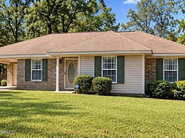 121 Haywood Ave, Winona, MS 38967
