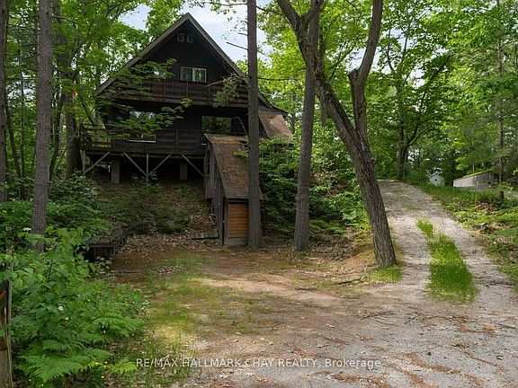 2nd image of 132 Park Rd