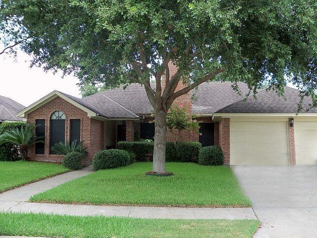 1st image of 106 Ashford Dr