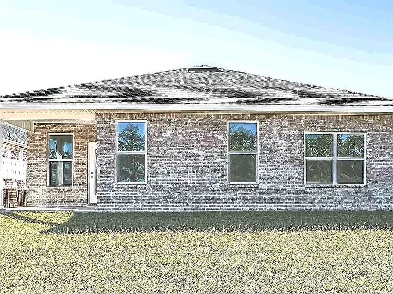 2692 Avalon St — Photo 20