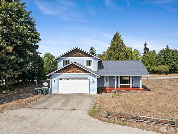3rd image of 19725 Crosswinds Drive SE